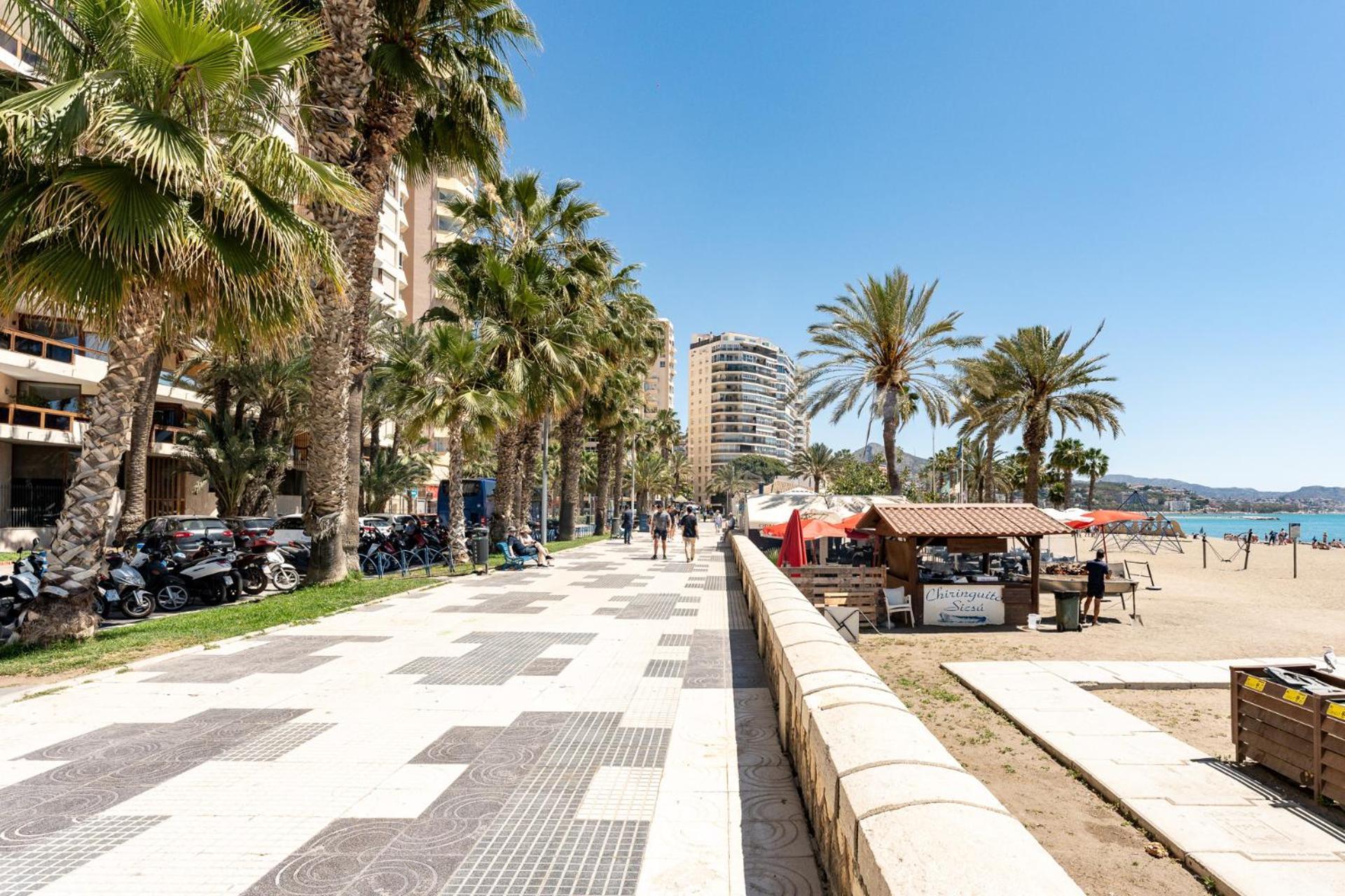 Malagasuite Malagueta Beach & Sun Екстериор снимка